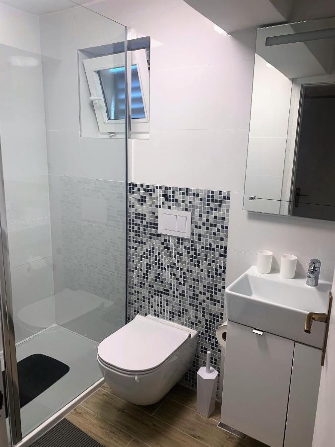 Duplex Apartment With Private Swimming Pool เปรโก ภายนอก รูปภาพ