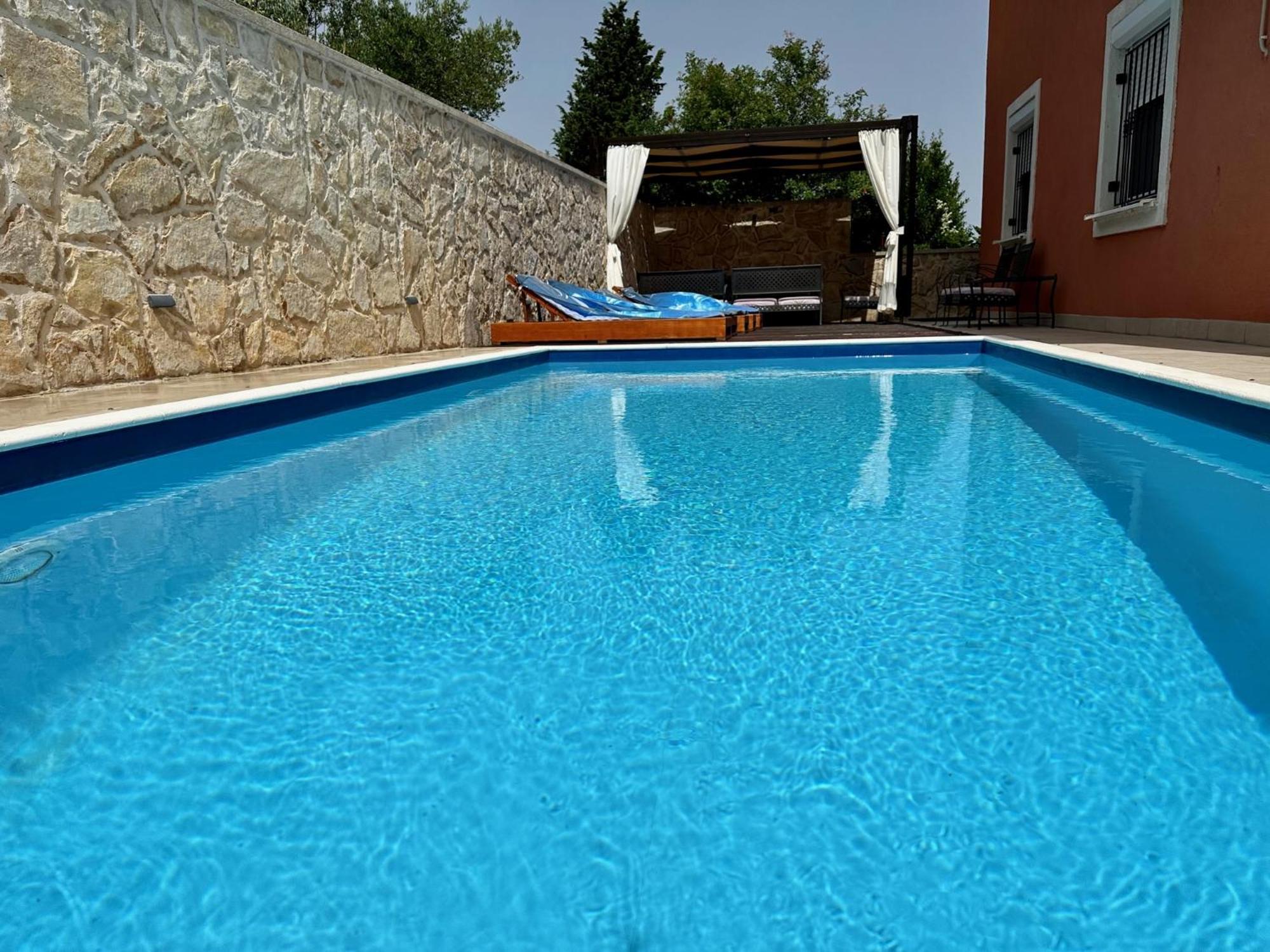 Duplex Apartment With Private Swimming Pool เปรโก ภายนอก รูปภาพ