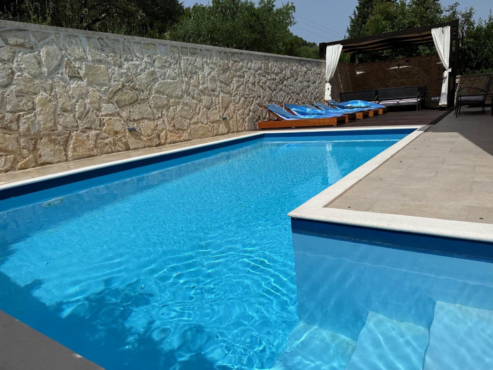 Duplex Apartment With Private Swimming Pool เปรโก ภายนอก รูปภาพ