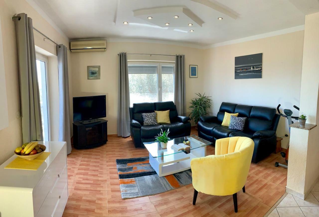 Duplex Apartment With Private Swimming Pool เปรโก ภายนอก รูปภาพ